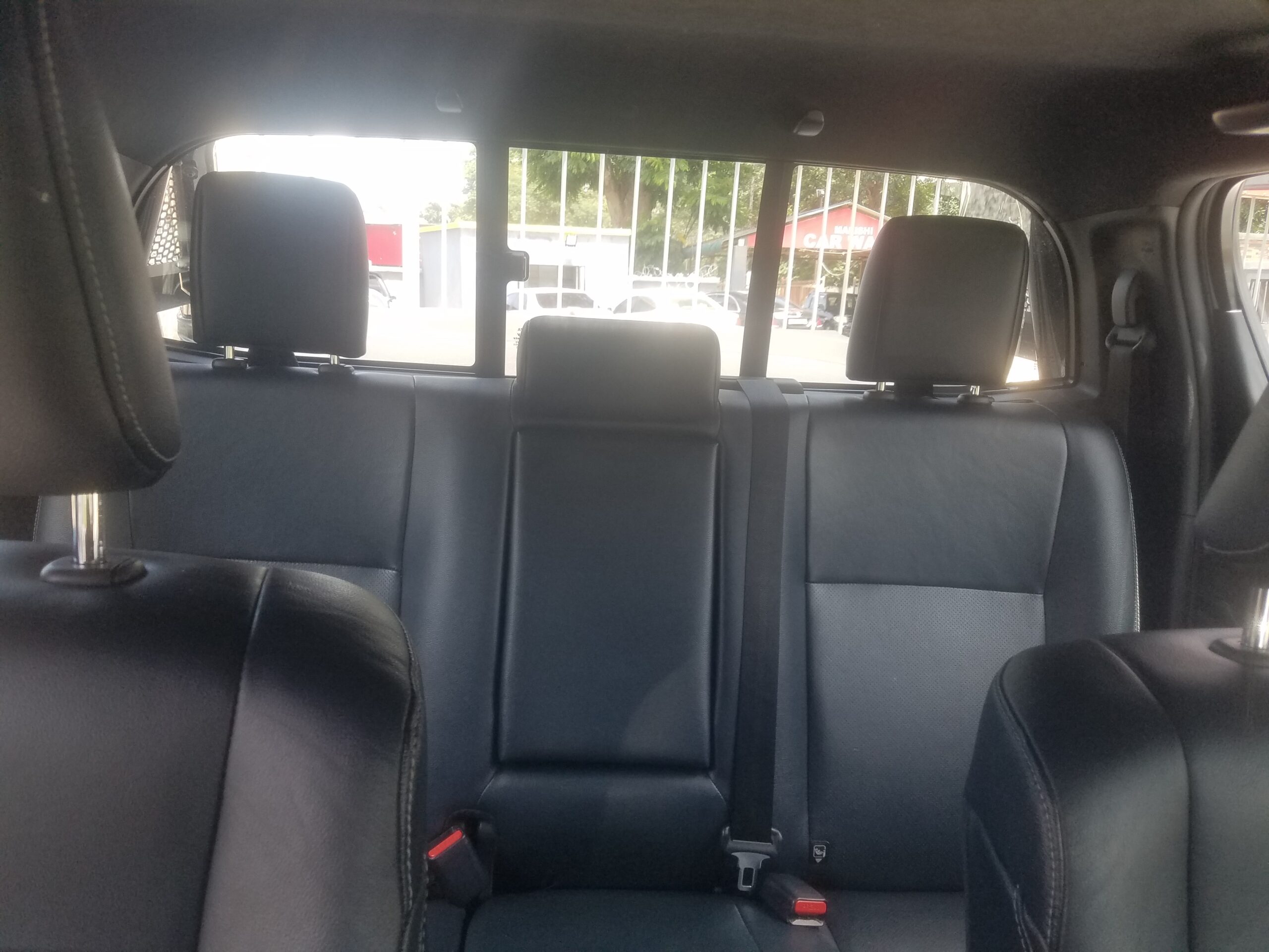 
								2020 Toyota Hilux full									